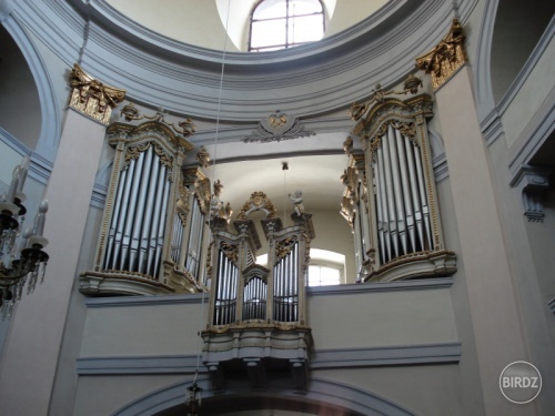 evanjelický kostol-vnútro