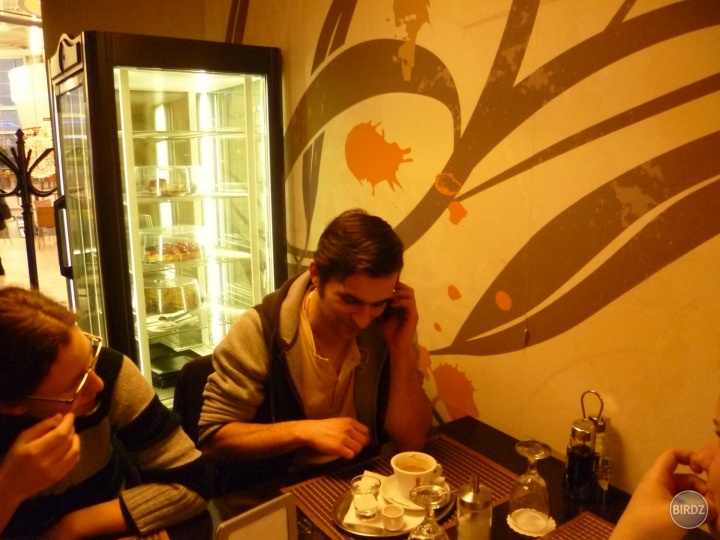 hned ako sme to prezili a sadli si na kavu, uz ho zhanali z prace! @soraya @hovädo dakujem za vas cas, vozenie a vobec vsetko....