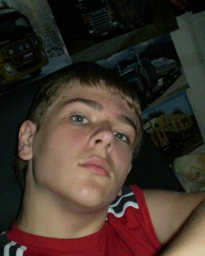 daro...moj spoluziak.... je trochu divny  a niekedy aj otravny...ale mam ho rada