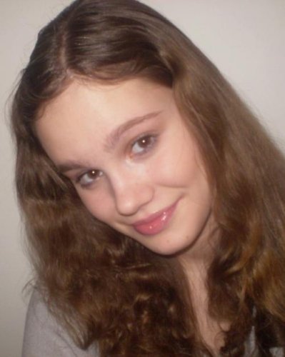 Natalia :) .... tak tato baba hra dobre basket a doost dobre si spomina na moje zaciatky a ja na jej ... jeej to bolo rehotu vtedy :D:D