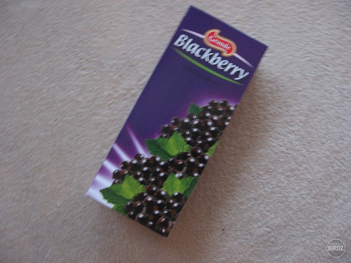 a sa mi smiali, že na Blackberry si nikdy nenašetrím ;-) HA! skvelý mobil :-*