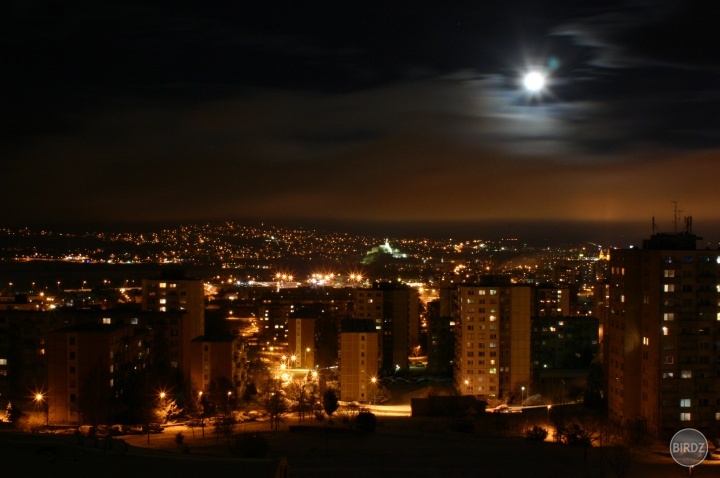 Nočná Nitra - Klokočina . Dúfam, že sa Vám bude  páčiť tak ako mne.