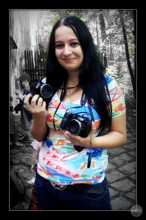 Keď máte k dispozícii dvoch Fuji-ov (fudžov) a neviete, ktorý z nich použiť skôr! :D (alebo keď máte iba jednu vstupenku pre fotenie na hrade :D)