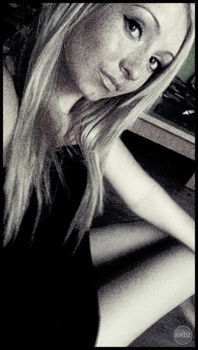 ONA je blond =P