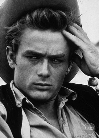 James Dean - Na východ od raja