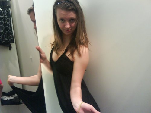 mee:) milujem tie saty...