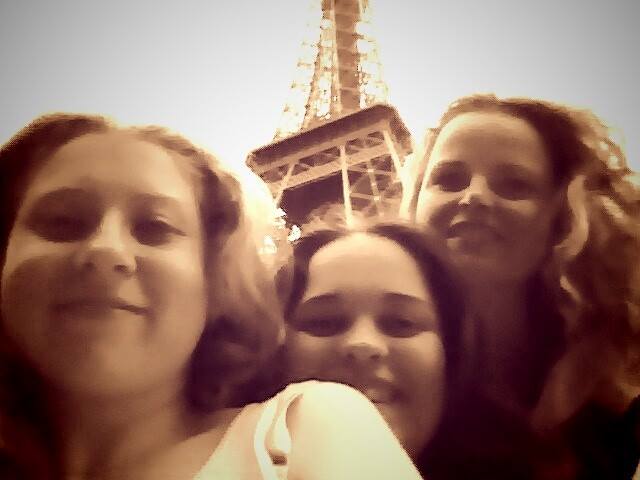 #SELFIE #PARK  #EIFFELTOWER  ♥ 