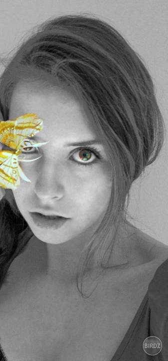 sme sa babrali s photoshopom :D 
level amateur :D