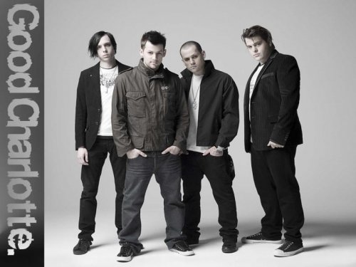 zo stylu neo punk je toto najlepsia skupina - good charlotte... zo vsetkych stylov hudby je asi tak druha.. po nazov stavby