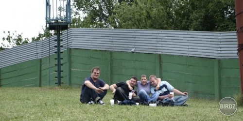 country festival v nz :-) country privrzenec nie som,ale tak co s nacatou sobotou.aspon bola sutaz v piti piva