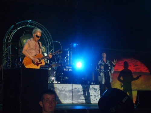 Rudolf Schenker (gitara),Klaus Meine(spev,gitara)..Scorpions