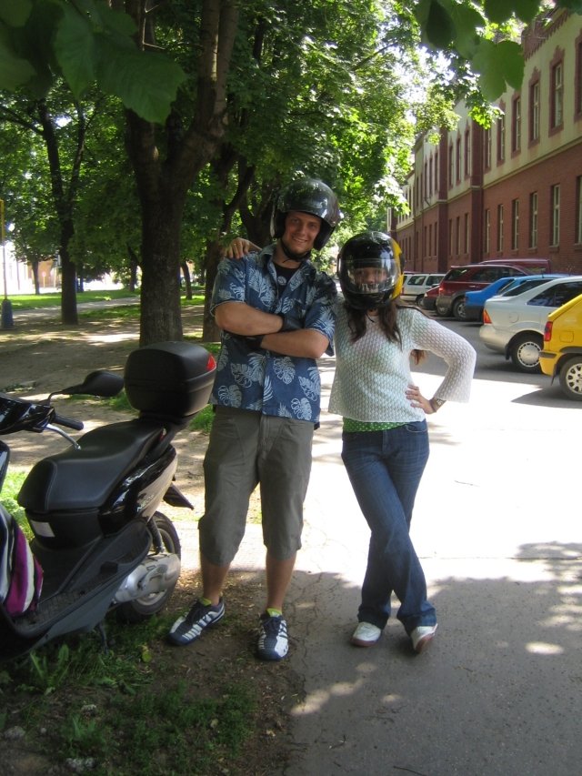 ja a dodko.. pred mojou prvou cestou na motorke.. no wau :D