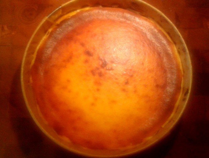 dneska sa pečie cheescake na zajtra a zatiaľ som spokojná :):)