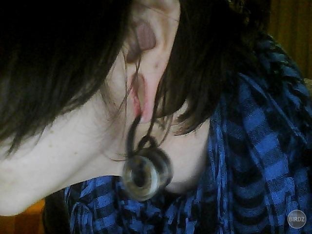 ospravedlňujem sa za neesteticke ťažitko :/ urobim alebo kupim si nejake normalne :D len do nedavna na to nebol dôvod 