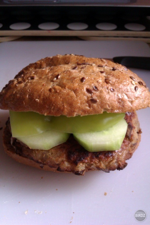 tofuburger. omnomnom
taky v Mcdonalde nenajdes:D