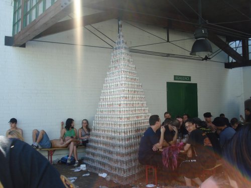 MoR Pilsner pyramida...kazdy den sa zvacsovala:D