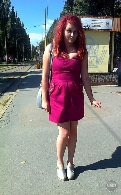 elegancie trošku