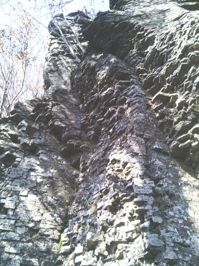 Kamen zdola