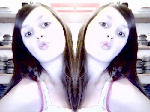cmuuuuuq 