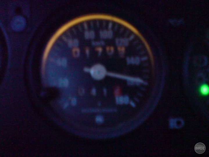 160km/h a nie niekde na zdviháku, ale na diaľnici.

