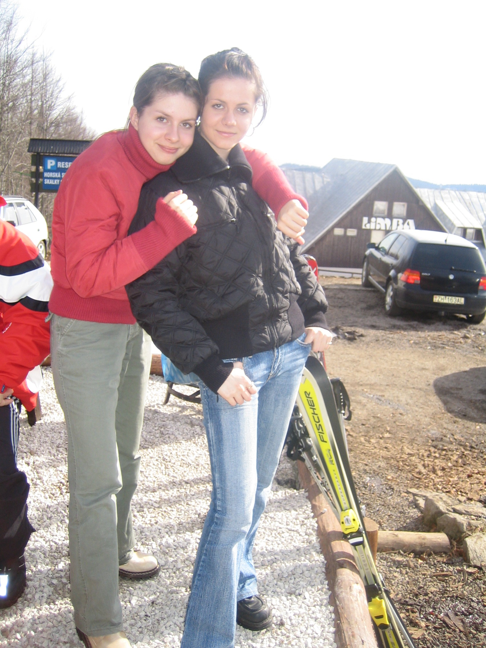 so sestrickou..:-)