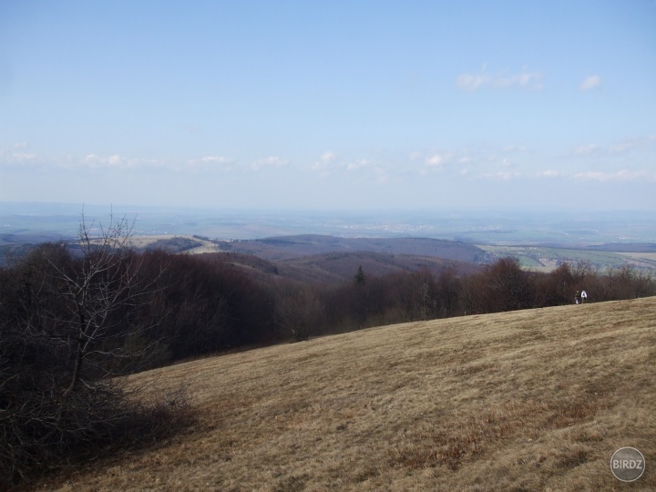 výhľad z česko-slovenských hraníc :P to bolo ale fuška šľapať do toho kopca!:D