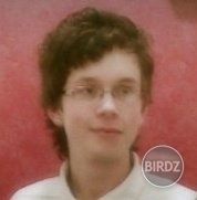 Moja jediná fotka z okuliarmi ktorá sa mi páči :-)