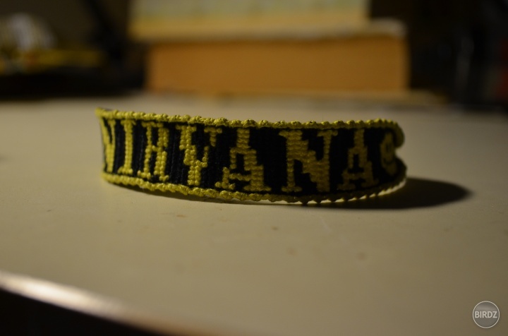 z oboch strán sú smajlíky :)