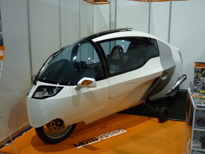 nejaky prototyp auto-moto