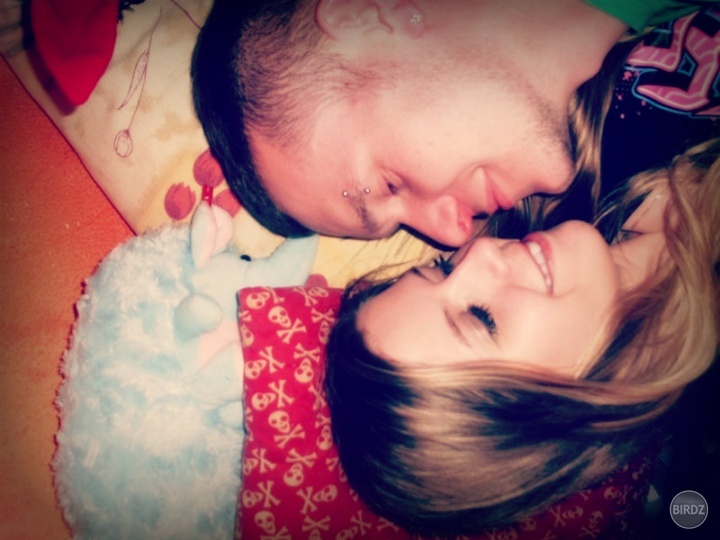♥ aj ked máme sem tam zlé dni,milujem ťa najviac na svete ♥