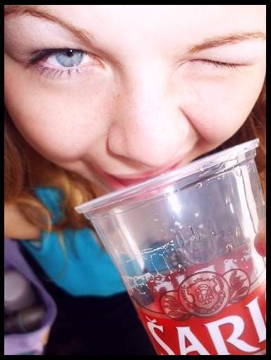 pivko pivko..nemáme sa v láske moc..
no po tebe sa lepšie spí,daj mi pusu na dobrú noc...