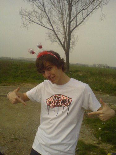 :D moj ufonik :) aby si  mi neodletel :)
