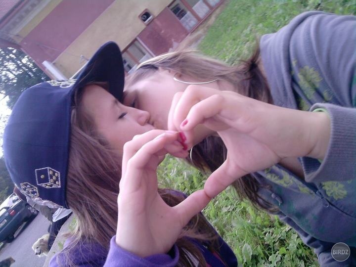mojee,, :D