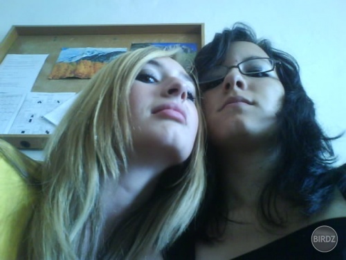 pokus odfotit si nosy :D