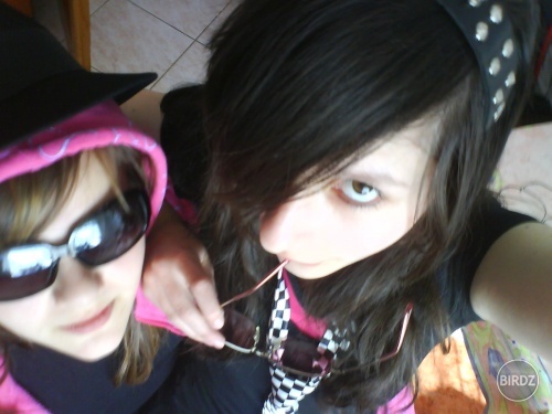 Ja a Antenka :) ja este za emo cias ona stale emacka :D