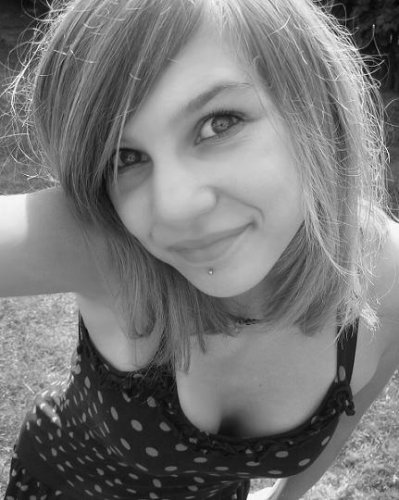 werciiiik:)squelaa babenkkkaaaa:):)))kiss