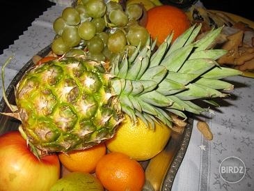 @anzu , takto vyzerá malý ananás! :P :)