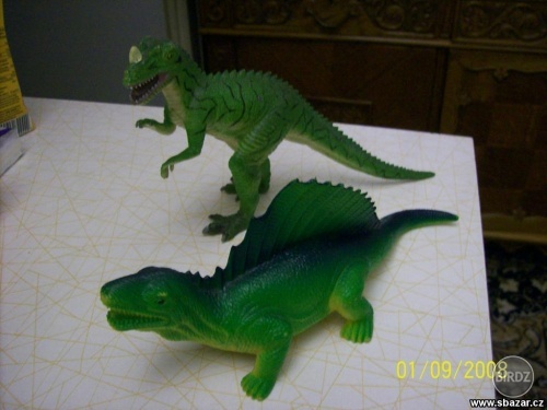 2101452_1

..hm strasne pekne figurky, hracky dinosaurov-u hm dinov hm hm ja mam par takych ale taketo pekne este nie hm..dpc skoda...