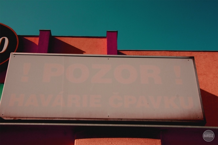 pozor, únik čpavku. hmmm