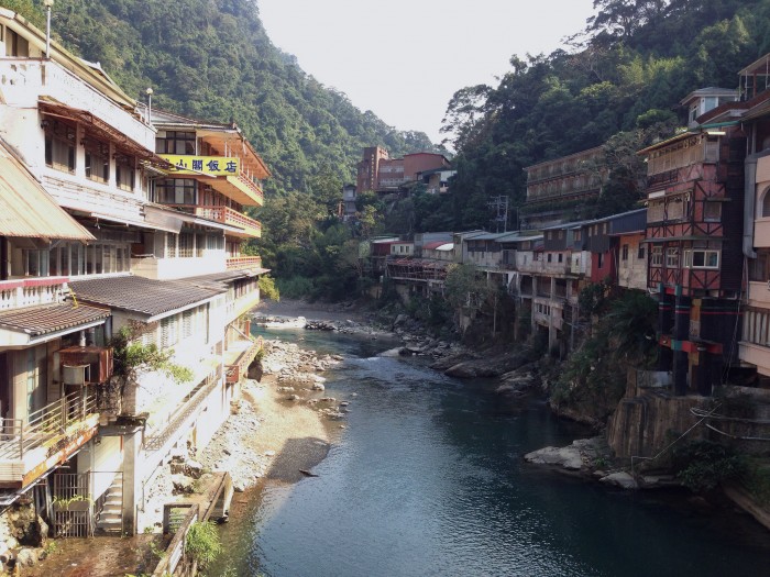 Wu Lai - dedinka mimo Taipei niekde v horach. Klud a pokoj...