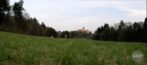 Panorama Smolenického zámku...