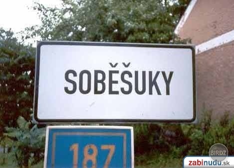 čo sa v tej dedine asi tak robí? :D