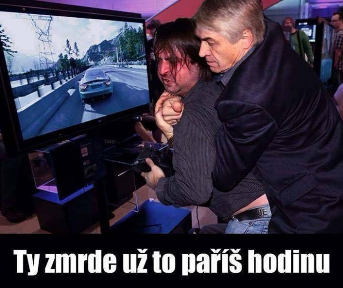 :DD