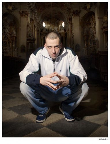 to je tafrob....najvacsia devka