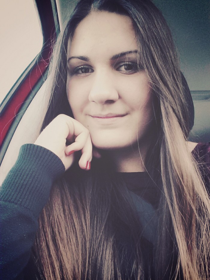 Tak vás aspoň postraším jednou svojou narcistickou fotkou spoza volantu  #nefottesazospodu