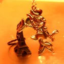 minnie presents paris