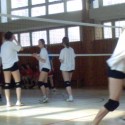 jedina(a dost hrozna)foto co mam z nejakeho naseho turnaja..tipujem ze to bolo za skolu a uz dost davno..to v pohybe je romca:D