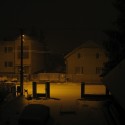 Aj Zálesie môže pôsobiť sympaticky - uprostred noci, keď už takmer všetci spia a keď je všetko krásne biele od snehu... (a keď ja fotím z tepla svojej izby :) )