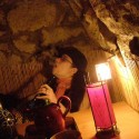 Dátum zhruba tak január 2009, miesto konania Finkova kúria, najlepšia čajovňa na svete, mesto Zvolen, foťák osoby Morbidustechnikus... a ja a vodná (L) S ňou nikdy nie som sama