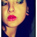 Rozdielne pery :) Efekt plných pier make up